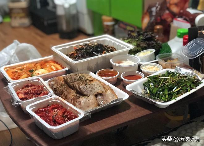 制菜正在加速突围未来将成为餐饮新趋势!麻将胡了试玩模拟器外卖时代或将终结?预(图2) 制菜正在加速突围未来将成为餐饮新趋势!麻将胡了试玩模拟器外卖时代或将终结?预(图2)