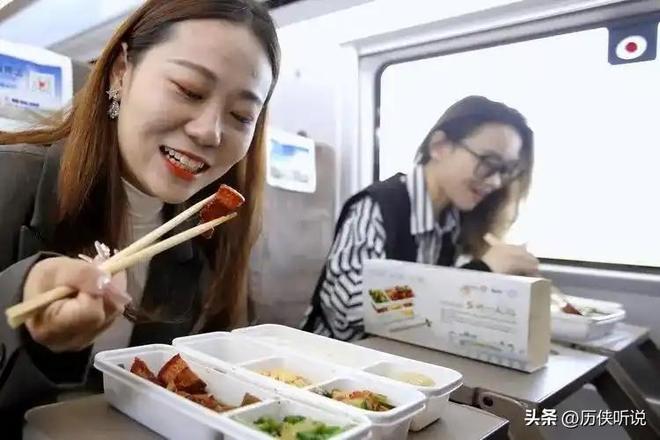 制菜正在加速突围未来将成为餐饮新趋势!麻将胡了试玩模拟器外卖时代或将终结?预(图3) 制菜正在加速突围未来将成为餐饮新趋势!麻将胡了试玩模拟器外卖时代或将终结?预(图3)